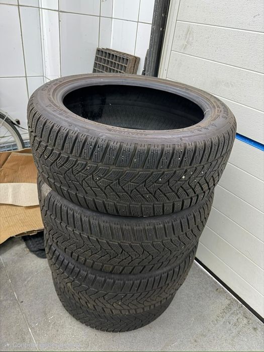 245 45 R18 Dunlop Winter Sport 5