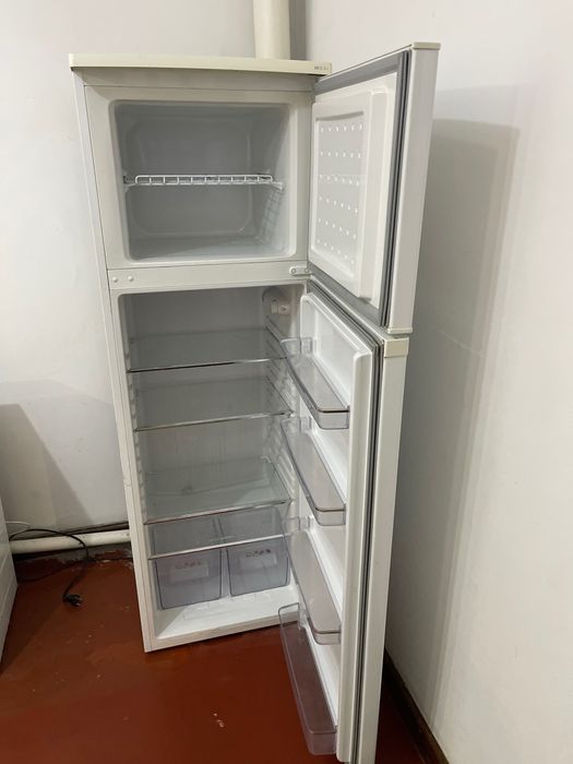 Artel xoladilnik sotiladi Xolodilnik