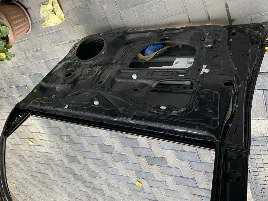 Двери на Toyota Lexus