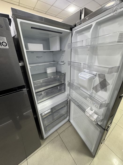 Холодильник LG GC-F689BLCM 446 л Inverter Total No Frost DoorCooling+