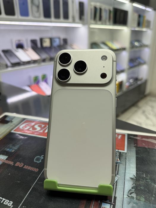 Iphone 17  Pro  Ickoud