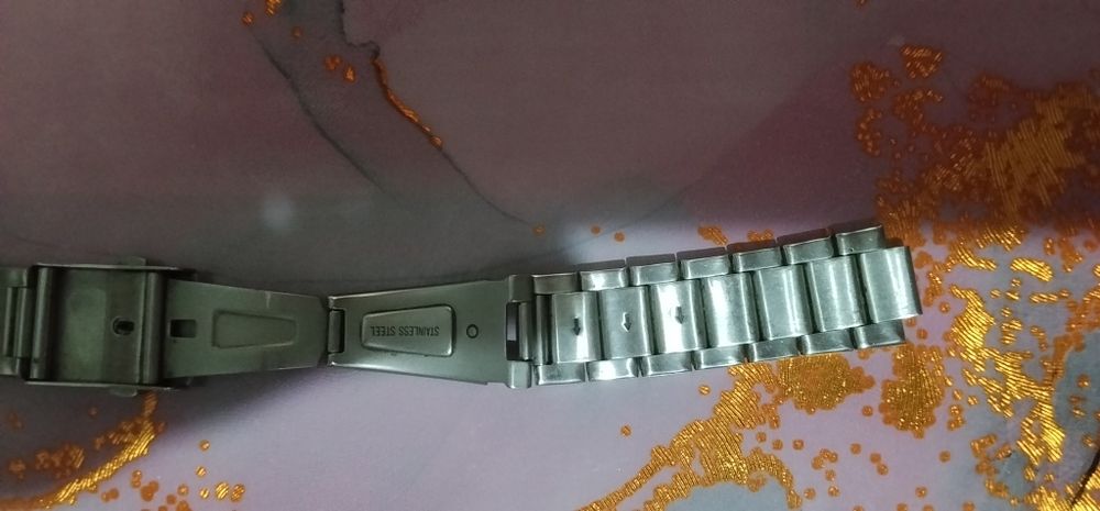 Часы наручные Casio Edifice. Потёртые.