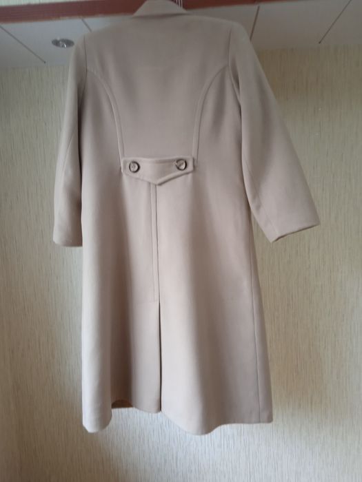 Продаётся кашемировое пальто