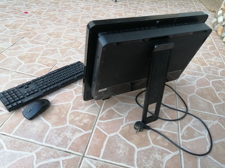 Computer masa tip tv