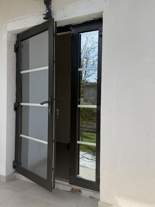 Vand usa de exterior din termopan