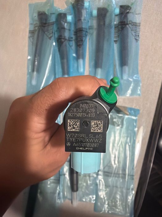 Piese auto / injectoare Auto