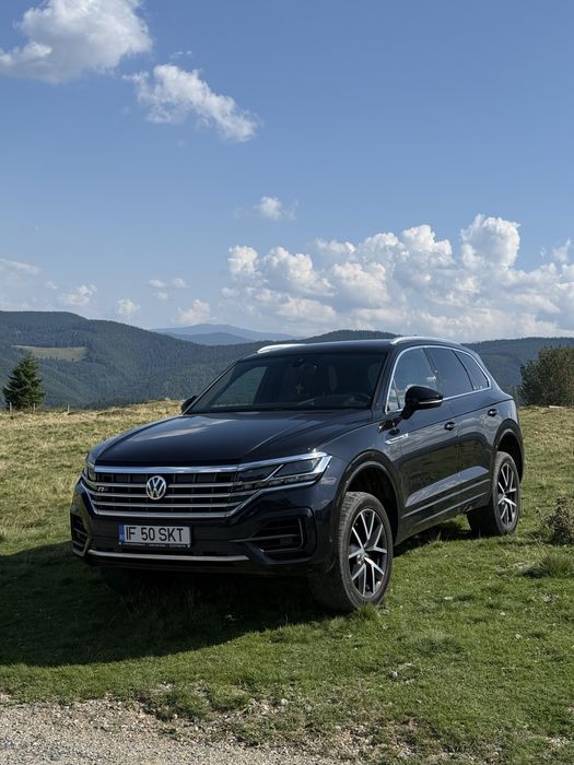 Volkswagen Touareg R Line 3.0 TDI 286 cp