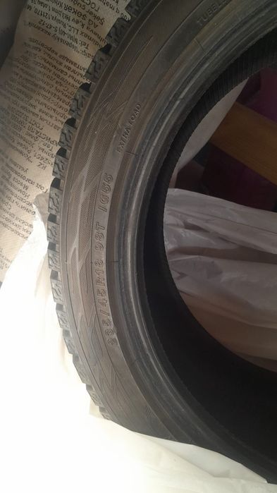 Продам шипованную резину