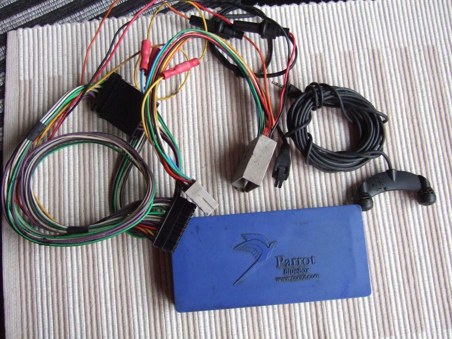 PARROT MKi9100 bluetooth