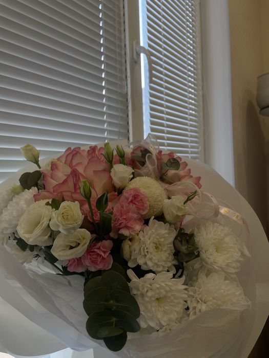 Гүл сатылады бағасы 15мың теңге