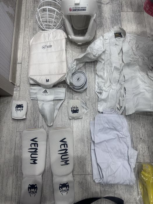 Комплект формы для карате и тэквандо