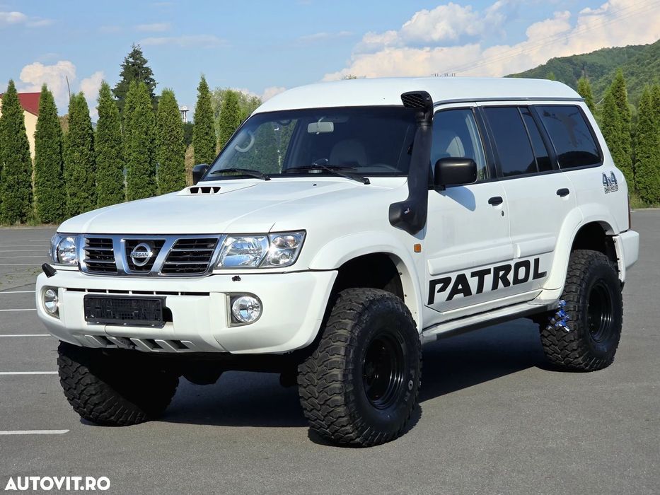 Nissan Patrol y60 lung Autoutilitară N1 – Stare Excelentă