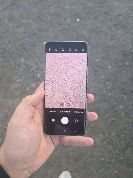 Samsung s20 Космический серый