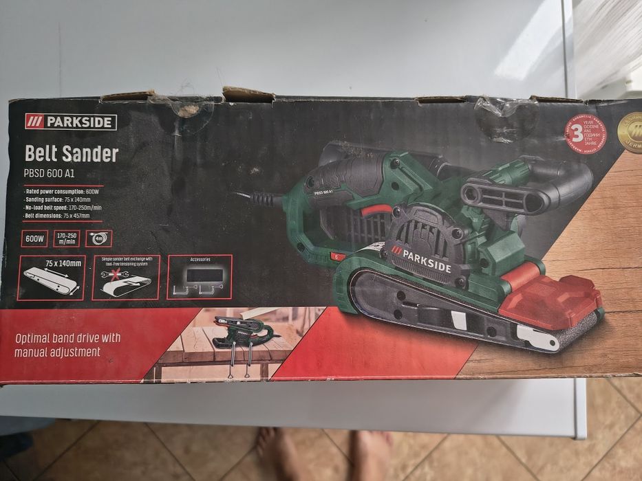 Șlefuitoare cu banda Parkside 600w
