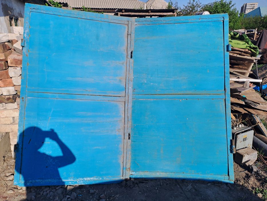 Двери для гаража