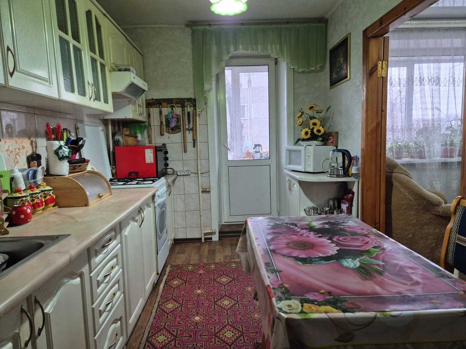 Продам 3 комнатную квартиру