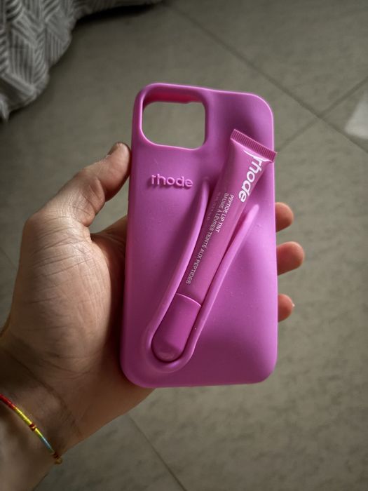 Husă iphone 13 cu strugurel de buze