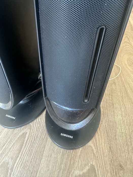 Продавам:Samsung PS-E10-2бр.Оригинални тонколони работещи.