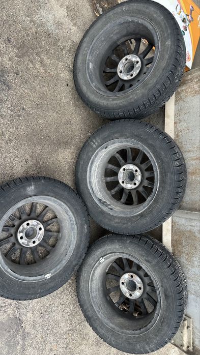 Комплект дисков с зимней резиной