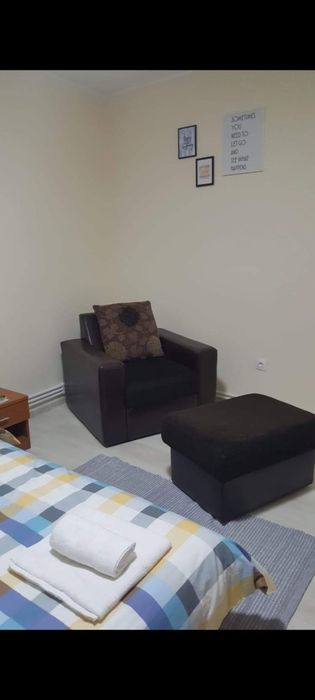 Ofer spre inchiriere Ap. cu 1 camera zona Dunarea