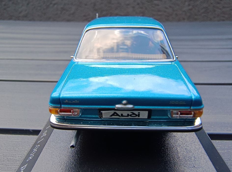 Audi 100 1:43 1969