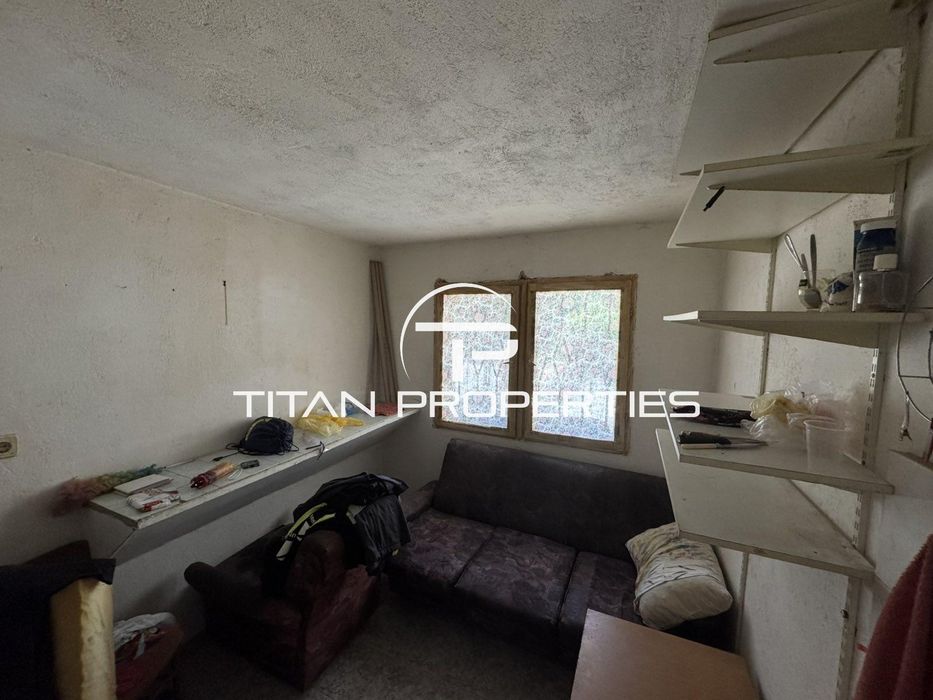 Дава се под наем Магазин в Бургас, Възраждане - 35 кв.м за 127.5 € - Снимка #1