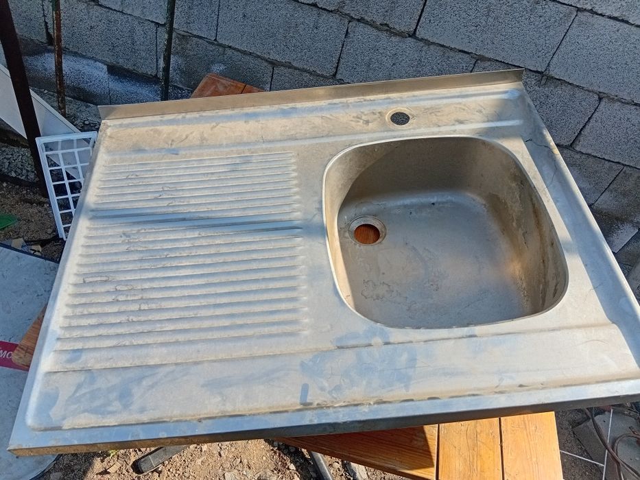 Раковина из нерж