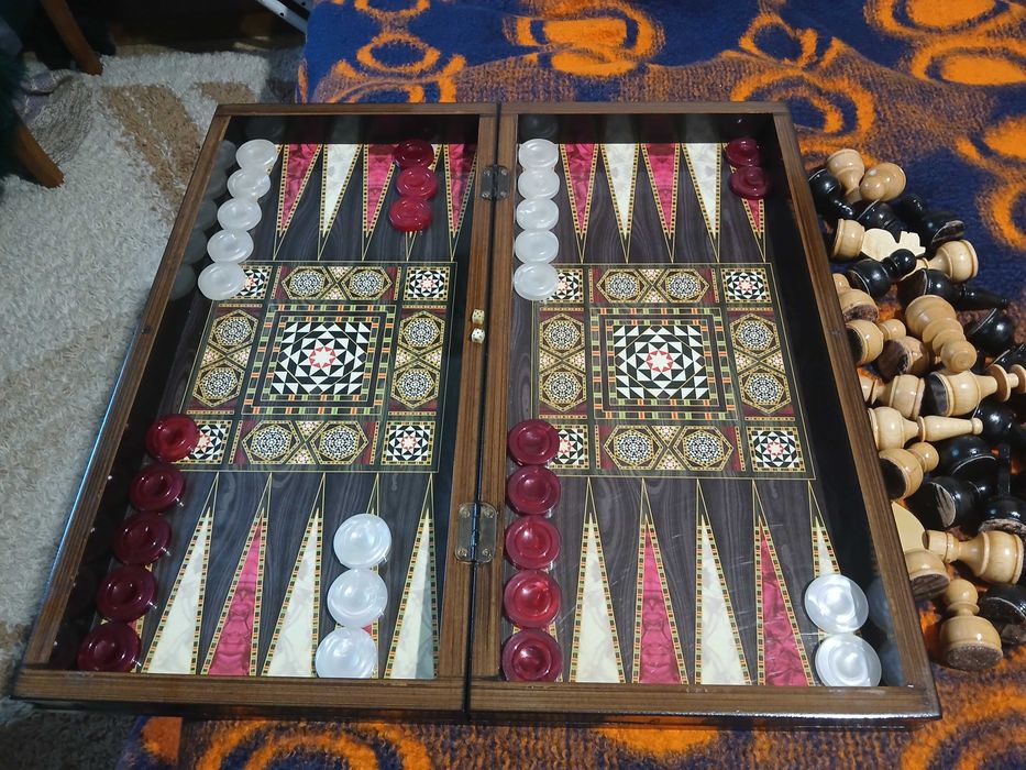 Сирийски Шах и табла
