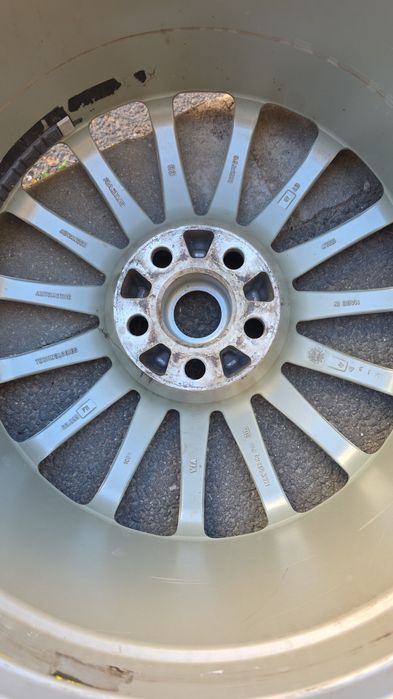 Vând jante FORD sau PEUGEOT