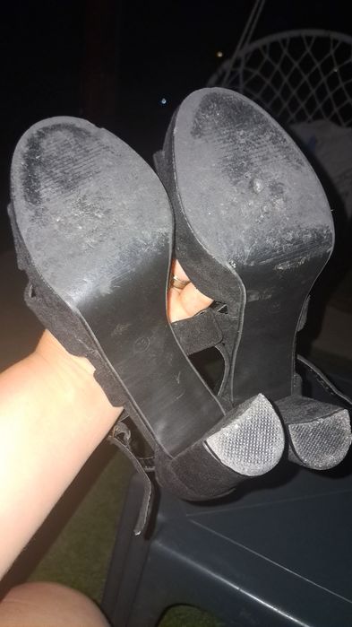 Sandale cu toc si platforma