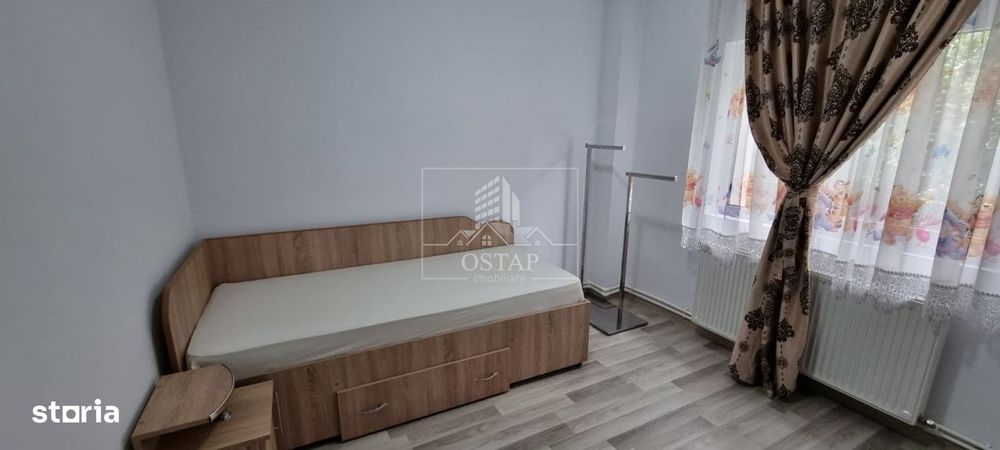 9 Mai - etajul 1 - apartament 3 camere decomandate - semimobilat
