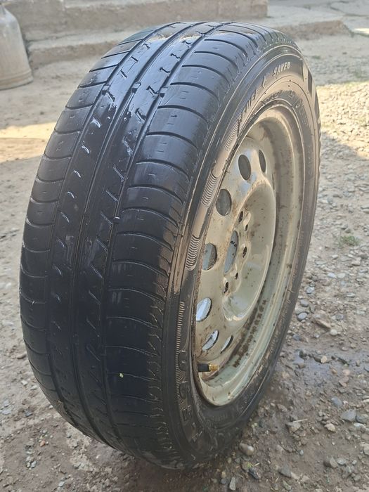 185/60/R14 летни балон с дисками