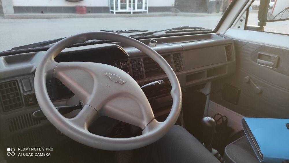 Дамас сотилади срочно