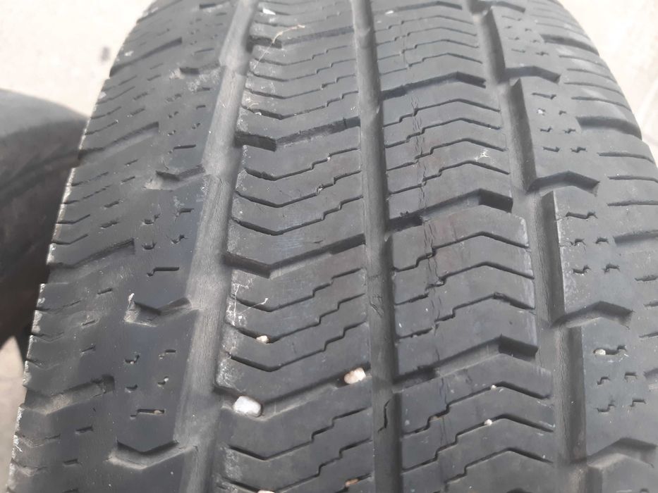 Бусови гуми NORDEX и MATADOR M+S 195/75 R16C грайфер 4-6мм 6 бр.