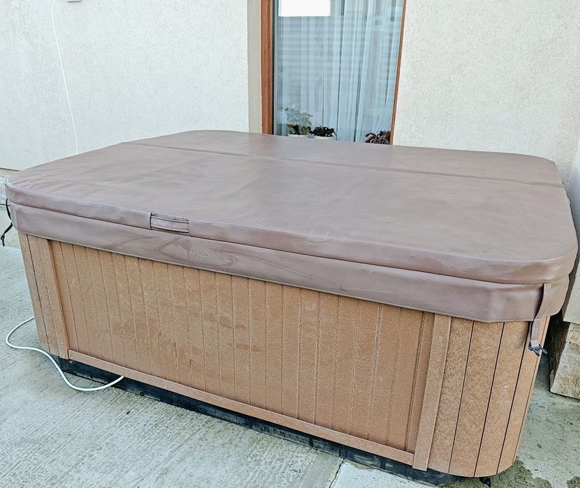 Jacuzzi exterior Dimension One  3 locuri