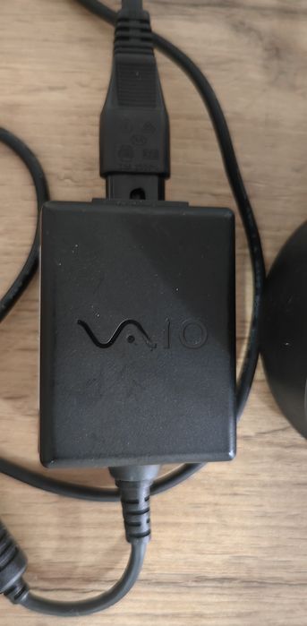 Sony Vaio Bluetooth Laser Wireless Mouse VGP-BMS77