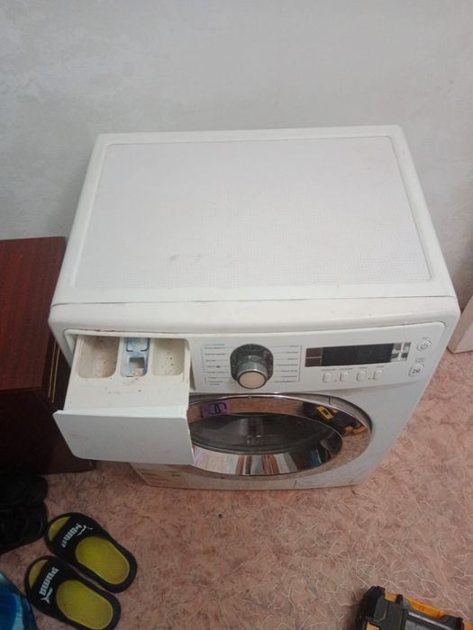 Продам стиралка.