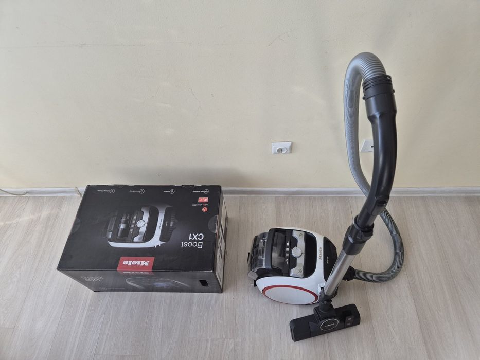 Прахосмукачка Miele Boost CX1