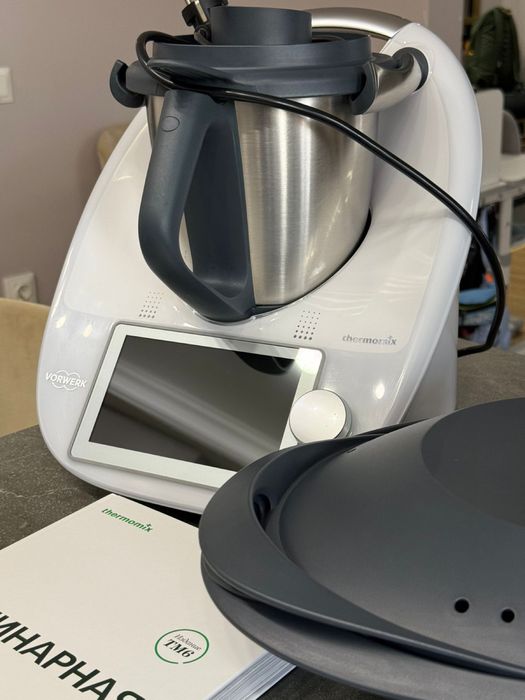 Продаётся Thermomix TM6