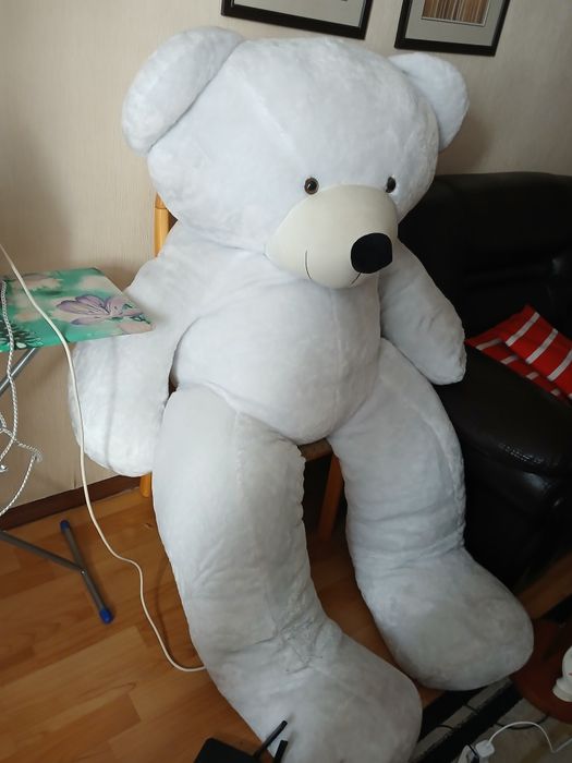 Мишка большой плюшевый