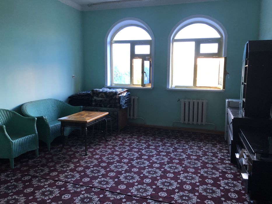 Ijaraga qiz va ayolarga 1 ta xona beriladi