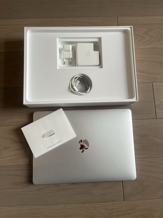 Macbook Pro 2019 Intel I5