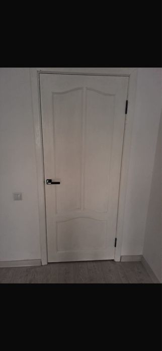 Дверь, двери.