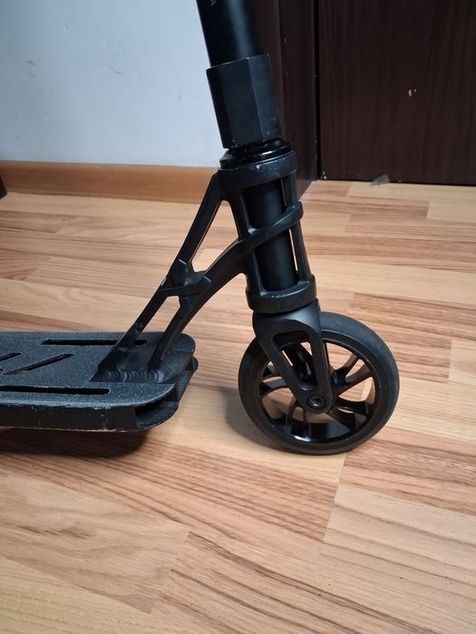 Trotineta MGX Custom scheme