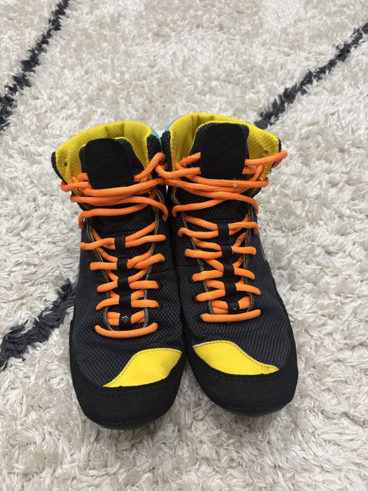 Продавам борцовки RUDIS 41