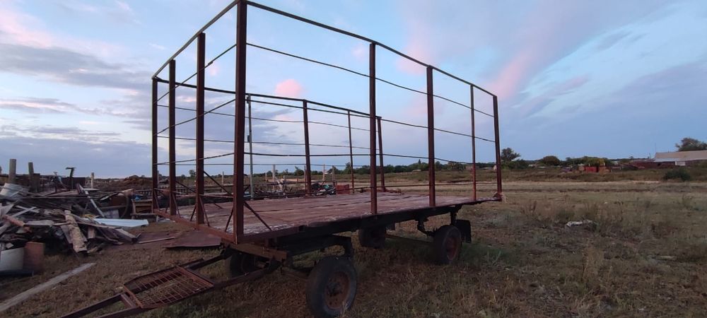 Продам прицеп сеновозка
