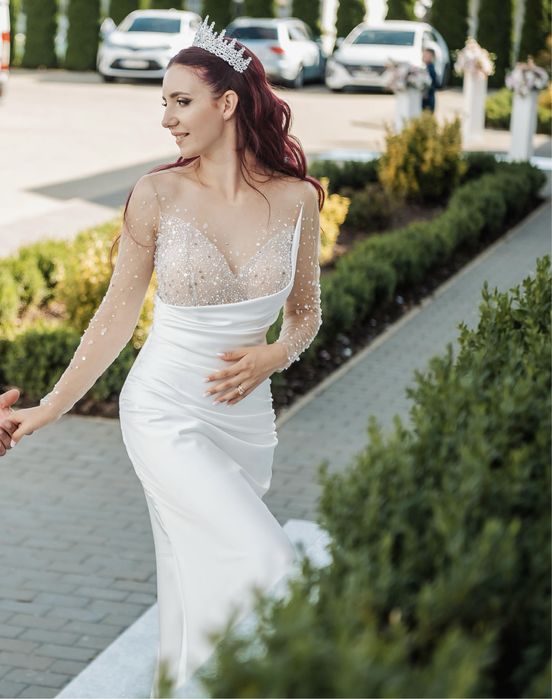 Rochie de mireasa tip sirenă