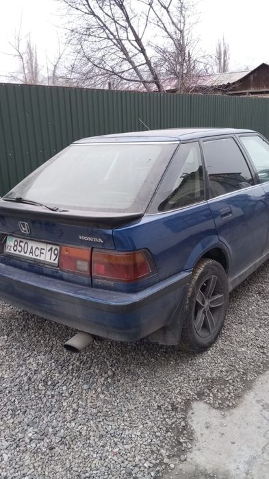 Продам машину Нonda rover 1995г. Механика,. Состояние среднее. Запасно