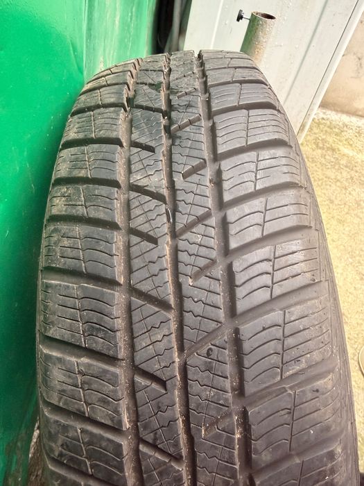 4 зимни гуми с джанти – 165/70 R13
