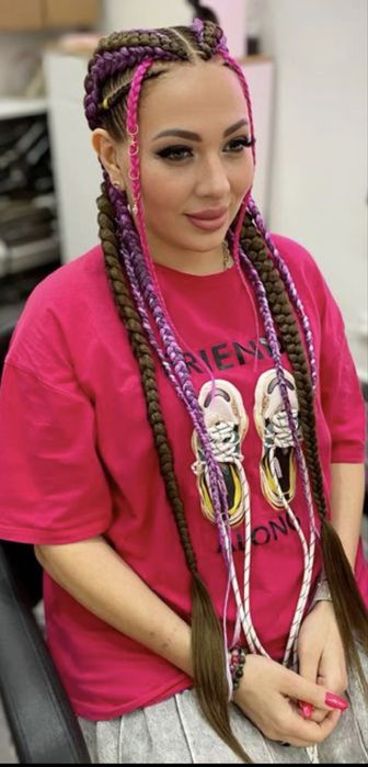 Codițe afro, împletituri moderne – stil unic pentru toate vârstele!